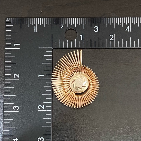 Vintage Western Germany Gold-tone Spiral Nautilus Scarf Clip - Picture 8 of 12